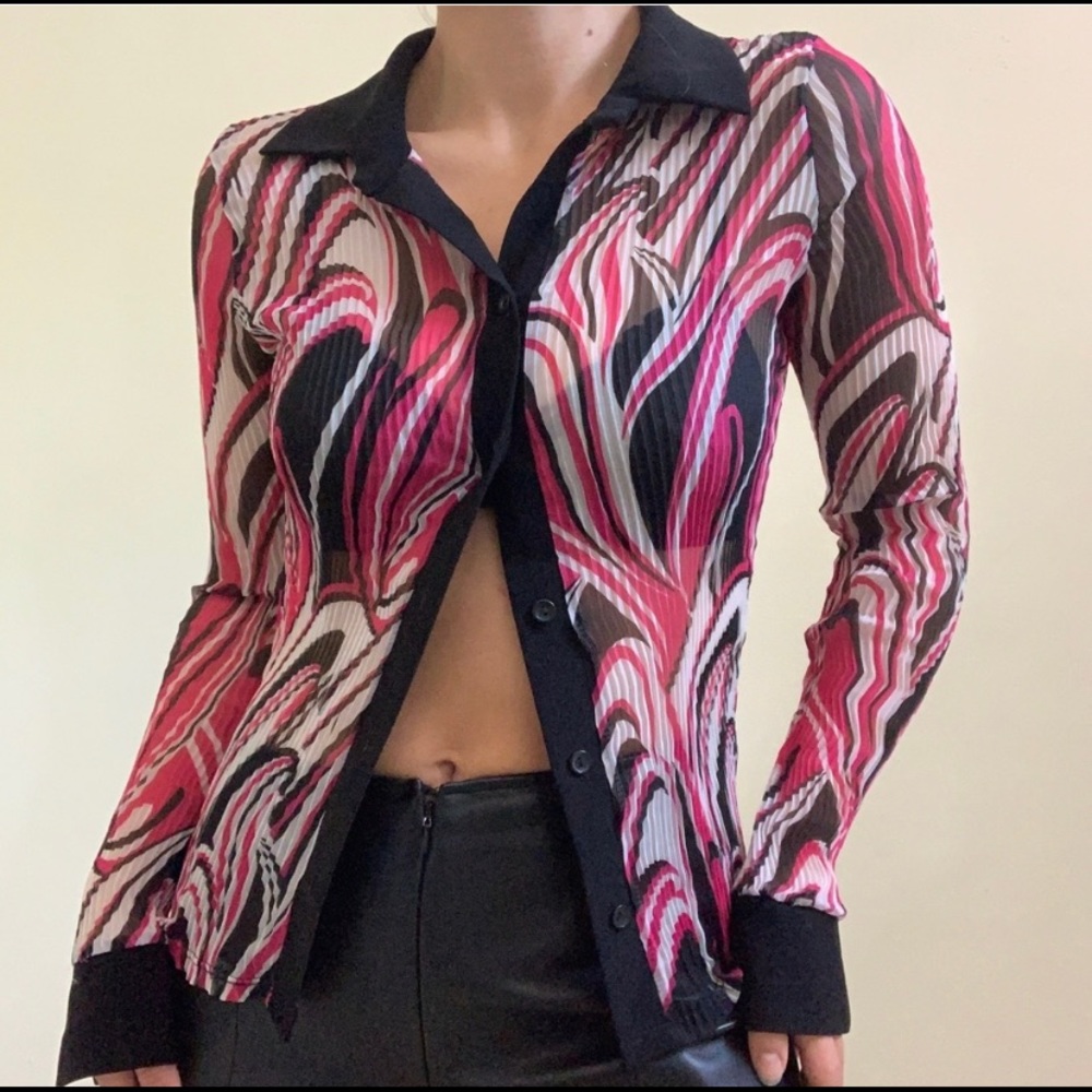 Vintage Y2K swirl print collared button down blouse